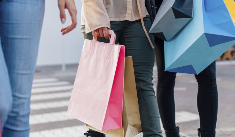 El Black Friday volverá a ser seguido en masa en todo el mundo. El Black Friday volverá a ser seguido en masa en todo el mundo.