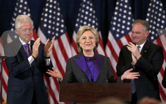 Elecciones EEUU: Hillary admite horas después su derrota: "Es doloroso y decepcionante" Elecciones EEUU: Hillary admite horas después su derrota: "Es doloroso y decepcionante"