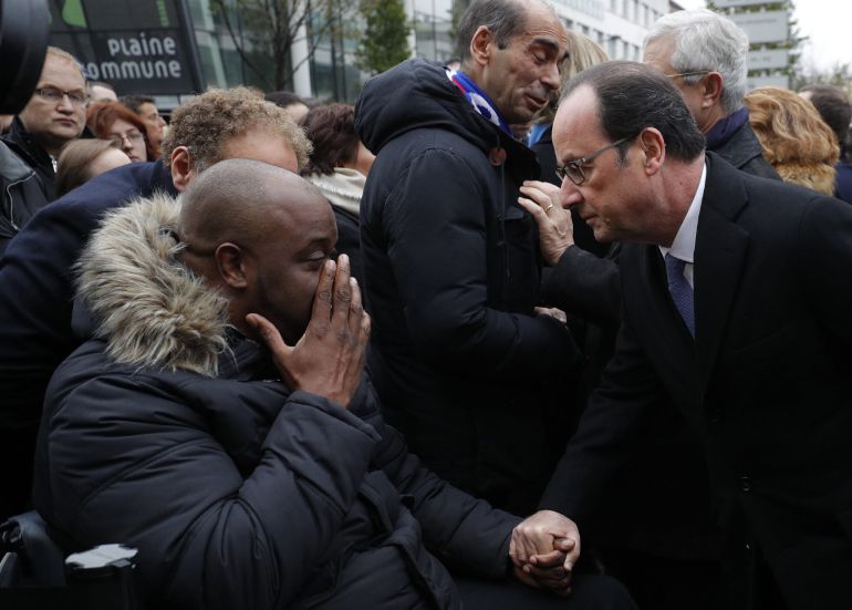 El presidente Hollande, durante los actos de homenaje a las víctimas del 13-N. El presidente Hollande, durante los actos de homenaje a las víctimas del 13-N.