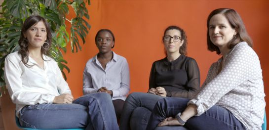 De izquierda a derecha, Eva, Laida, Cristina y Clara, las componentes de la cooperativa Femmefleur. De izquierda a derecha, Eva, Laida, Cristina y Clara, las componentes de la cooperativa Femmefleur.