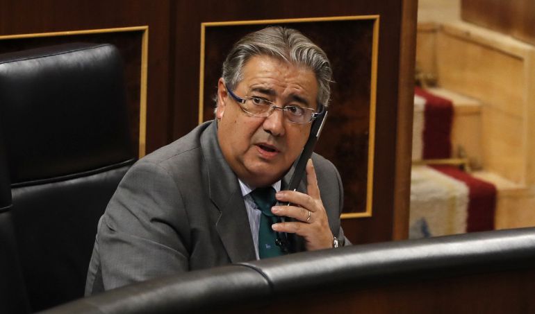 El ministro del Interior, Juan Ignacio Zoido, durante el pleno del Congreso de los Diputados El ministro del Interior, Juan Ignacio Zoido, durante el pleno del Congreso de los Diputados