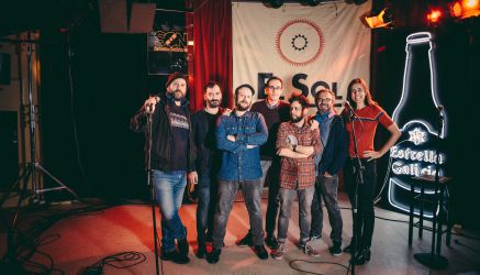 Irrumpe en un funeral diciendo ''qué pacha''