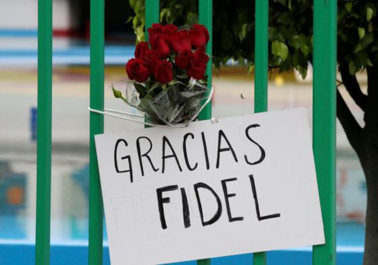 Un riguroso luto de nueve días y actos multitudinarios para despedir a Fidel Un riguroso luto de nueve días y actos multitudinarios para despedir a Fidel