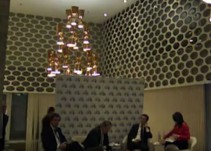 Pablo Casado compara el trabajo de su hermano médico con el de las limpiadoras de hoteles