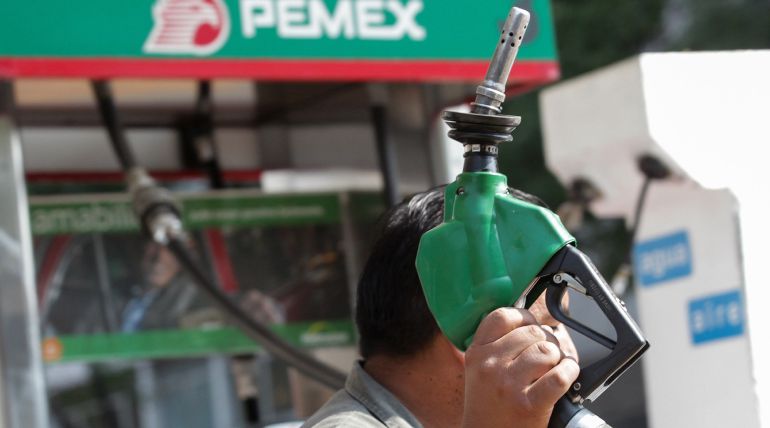 El aumento del precio de la gasolina ha contribuido al del IPC. El aumento del precio de la gasolina ha contribuido al del IPC.