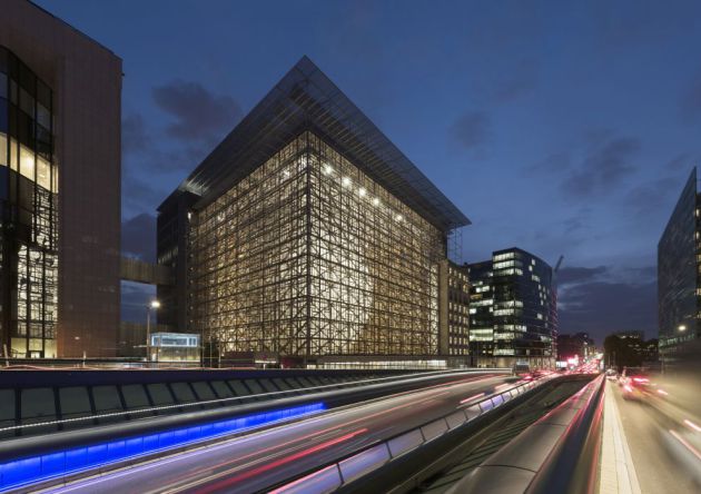 Edificio 'Europa', arquitectura feliz para el barrio de las instituciones de Bruselas Edificio 'Europa', arquitectura feliz para el barrio de las instituciones de Bruselas