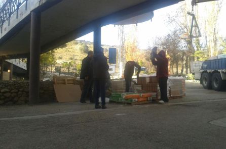 Inmigrantes trabajando en las obras de las instalaciones Inmigrantes trabajando en las obras de las instalaciones