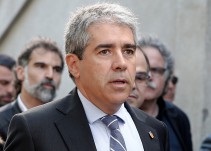 El fiscal pide 9 años de inhabilitación para Homs por desobedecer al Constitucional