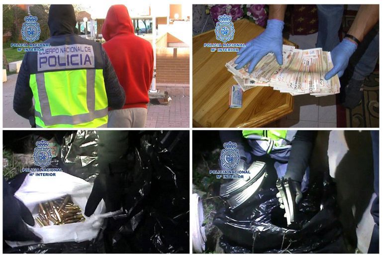 Fotografías facilitadas por la Policía Nacional de la detención de uno de los dos supuesos yihadistas y de munición destinada a armas cortas y a metralletas kalashnikov encontradas en un registro posterior Fotografías facilitadas por la Policía Nacional de la detención de uno de los dos supuesos yihadistas y de munición destinada a armas cortas y a metralletas kalashnikov encontradas en un registro posterior