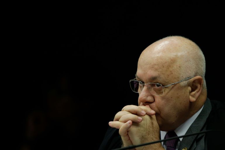 Fotografía de archivo del juez de la Corte Suprema de Brasil Teori Zavascki. Zavascki, relator de la operación Lava Jato, que investiga el mayor caso de corrupción del país Fotografía de archivo del juez de la Corte Suprema de Brasil Teori Zavascki. Zavascki, relator de la operación Lava Jato, que investiga el mayor caso de corrupción del país