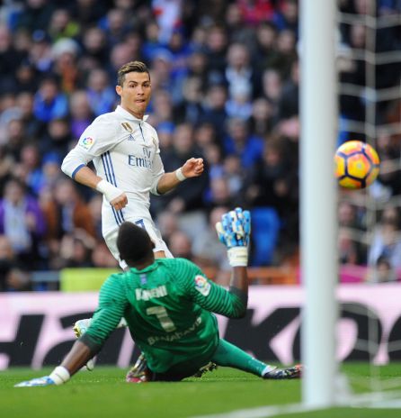 Ocasión para Cristiano Ronaldo. Ocasión para Cristiano Ronaldo.