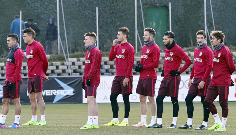 Giménez y Lucas, durante el entrenamiento junto al resto de compañeros Giménez y Lucas, durante el entrenamiento junto al resto de compañeros
