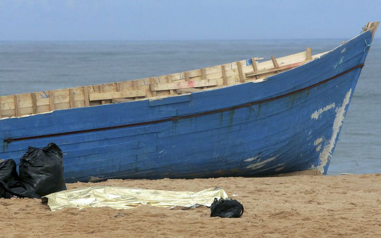 Naufragio en la playa de La Aceitera, en la pedanía de Zahora (Barbate). Naufragio en la playa de La Aceitera, en la pedanía de Zahora (Barbate).