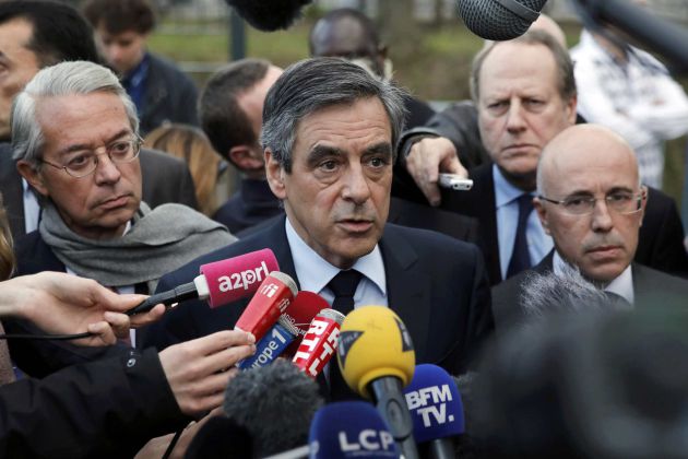 Francois Fillon atiende a la prensa en París Francois Fillon atiende a la prensa en París