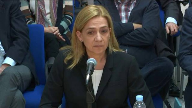 La infanta Cristina durante su declaración ante el juez La infanta Cristina durante su declaración ante el juez