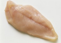 El peor error que cometes al hacer un filete de pollo a la plancha