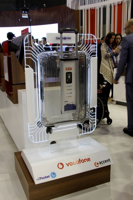 Maleta conectada de Samsonite. Maleta conectada de Samsonite.