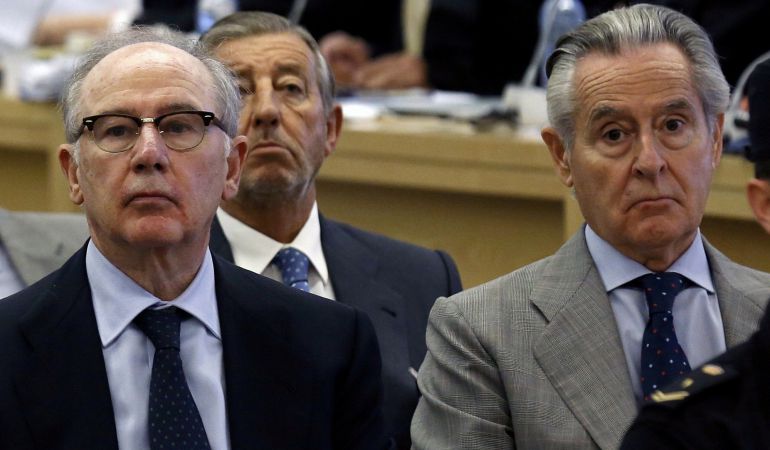 Rodrigo Rato y Miguel Blesa, durante el juicio de las 'tarjetas black', celebrado en la Audiencia Nacional. Rodrigo Rato y Miguel Blesa, durante el juicio de las 'tarjetas black', celebrado en la Audiencia Nacional.