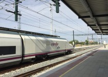 Competencia multa con 75 millones a Renfe y la alemana Deutsche Bahn
