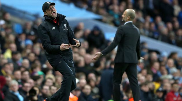Klopp y Guardiola, desesperados en la banda Klopp y Guardiola, desesperados en la banda