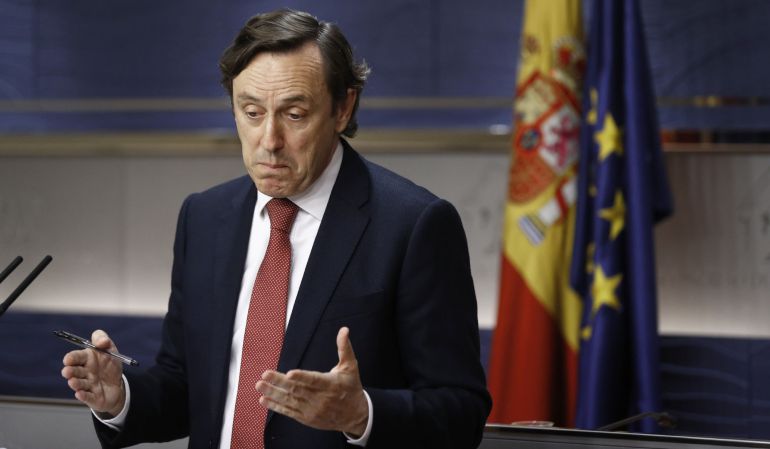 El portavoz del Partido Popular en el Congreso, Rafael Hernando, durante la rueda de prensa ofrecida tras la reunión de la Junta de Portavoces El portavoz del Partido Popular en el Congreso, Rafael Hernando, durante la rueda de prensa ofrecida tras la reunión de la Junta de Portavoces