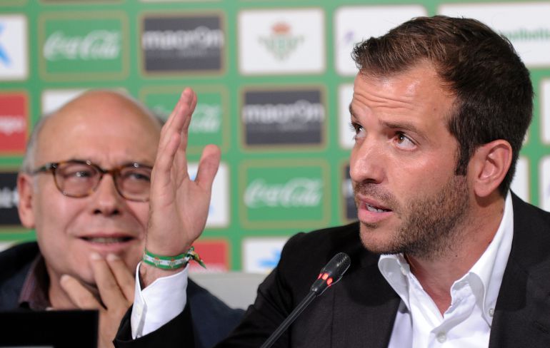 Van der Vaart, el día de su presentación como jugador del Betis Van der Vaart, el día de su presentación como jugador del Betis