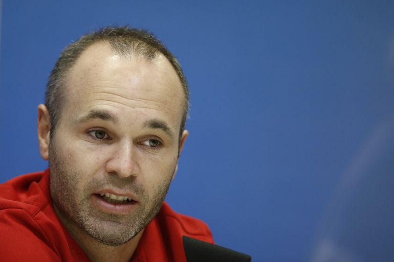 Iniesta en rueda de prensa con España Iniesta en rueda de prensa con España