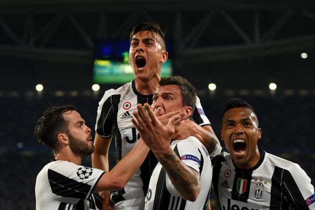 Dybala celebra el segundo gol Dybala celebra el segundo gol