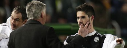 Ancelotti felicita a Isco Ancelotti felicita a Isco