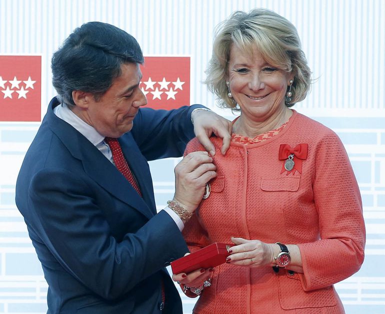 Esperanza Aguirre e Ignacio Gonzalez en mayo de 2013. Esperanza Aguirre e Ignacio Gonzalez en mayo de 2013.