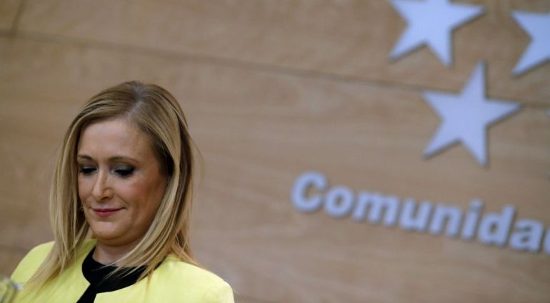 La presidenta de la Comunidad de Madrid, Cristina Cifuentes, en declaraciones a los periodistas La presidenta de la Comunidad de Madrid, Cristina Cifuentes, en declaraciones a los periodistas
