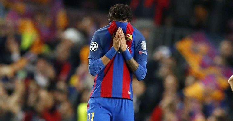 Neymar, abatido tras la eliminación ante la Juventus Neymar, abatido tras la eliminación ante la Juventus