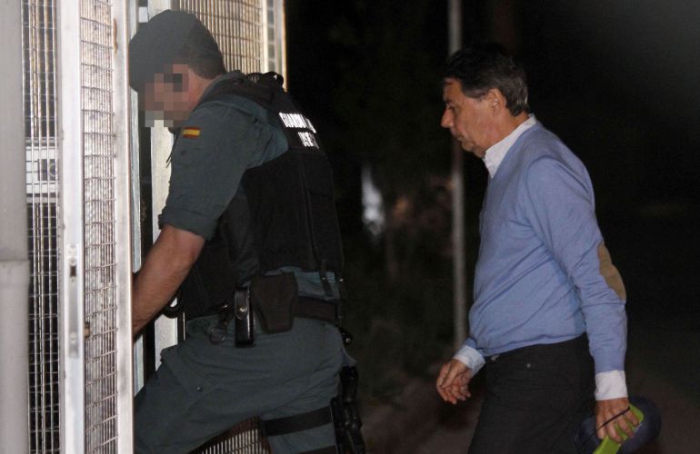 El expresidente de la Comunidad de Madrid, Ignacio González, detenido por supuesta corrupción en el Canal de Isabel II. El expresidente de la Comunidad de Madrid, Ignacio González, detenido por supuesta corrupción en el Canal de Isabel II.