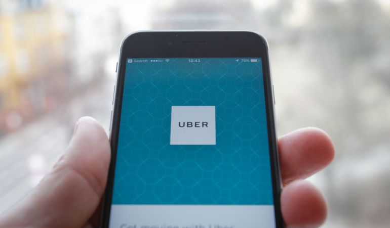 Uber espiaba a sus usuarios. Uber espiaba a sus usuarios.
