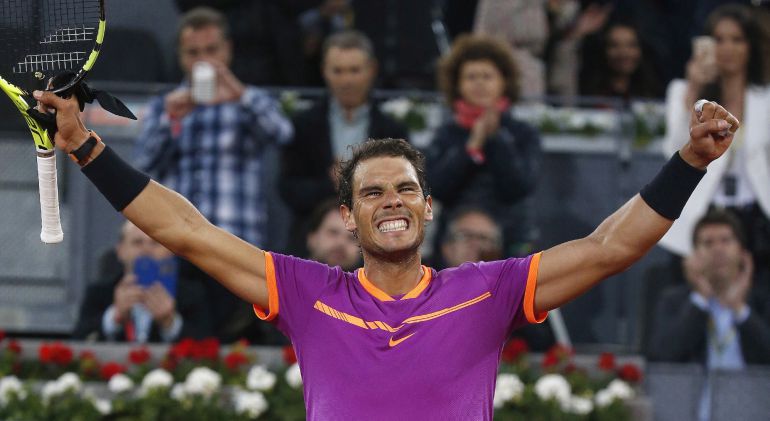 Rafa Nadal celebra la victoria tras el partido de tercera ronda contra el australiano Nick Kyrgios. Rafa Nadal celebra la victoria tras el partido de tercera ronda contra el australiano Nick Kyrgios.