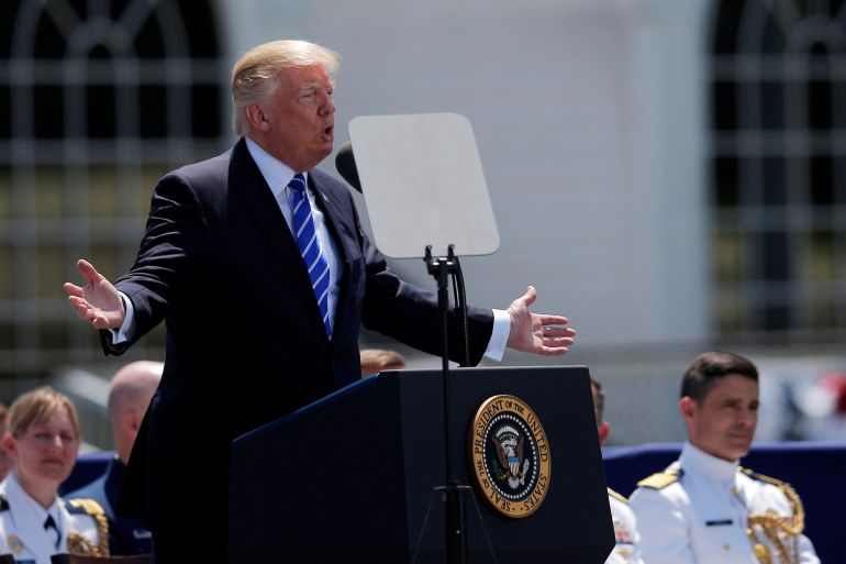 Donald Trump, durante un discurso en la Academia de la guardia costera Donald Trump, durante un discurso en la Academia de la guardia costera