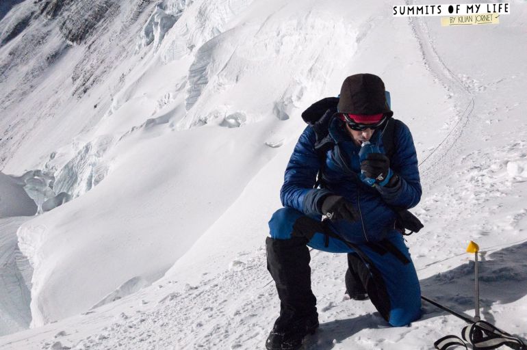 Kilian Jornet en su ascensión al monte Everest Kilian Jornet en su ascensión al monte Everest