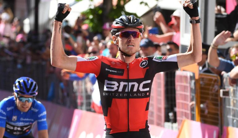 Tejay Van Garderen celebra la victoria de etapa ante Mikel Landa Tejay Van Garderen celebra la victoria de etapa ante Mikel Landa