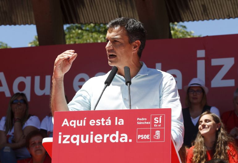 El secretario general del PSOE, Pedro Sánchez, durante un acto de las primarias socialistas El secretario general del PSOE, Pedro Sánchez, durante un acto de las primarias socialistas