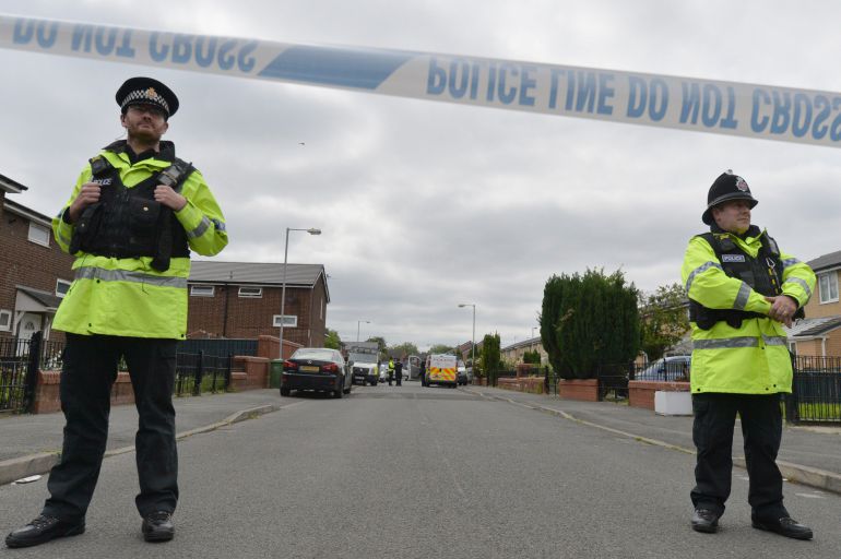La policía de Mánchester durante un registro La policía de Mánchester durante un registro