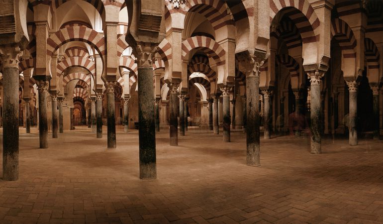 La Mezquita-Catedral es el monumento más destacado por TripAdvisor. La Mezquita-Catedral es el monumento más destacado por TripAdvisor.