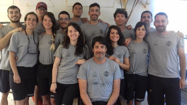 Los voluntarios en la misión del Golfo Azzurro. Los voluntarios en la misión del Golfo Azzurro.