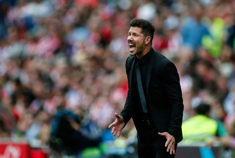 Simeone grita durante un partido del Atlético de Madrid Simeone grita durante un partido del Atlético de Madrid