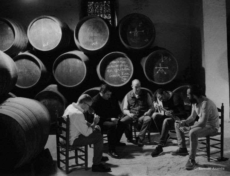 Flamenco y vino de Jerez: arte para los cinco sentidos. Flamenco y vino de Jerez: arte para los cinco sentidos.