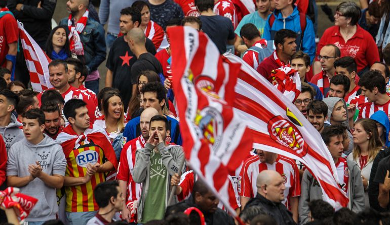 Algunos aficionados del Girona.