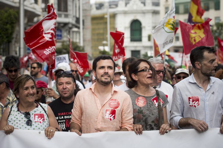 El líder de Izquierda Unida, Alberto Garzón (c) participa en las Marchas de la Dignidad El líder de Izquierda Unida, Alberto Garzón (c) participa en las Marchas de la Dignidad