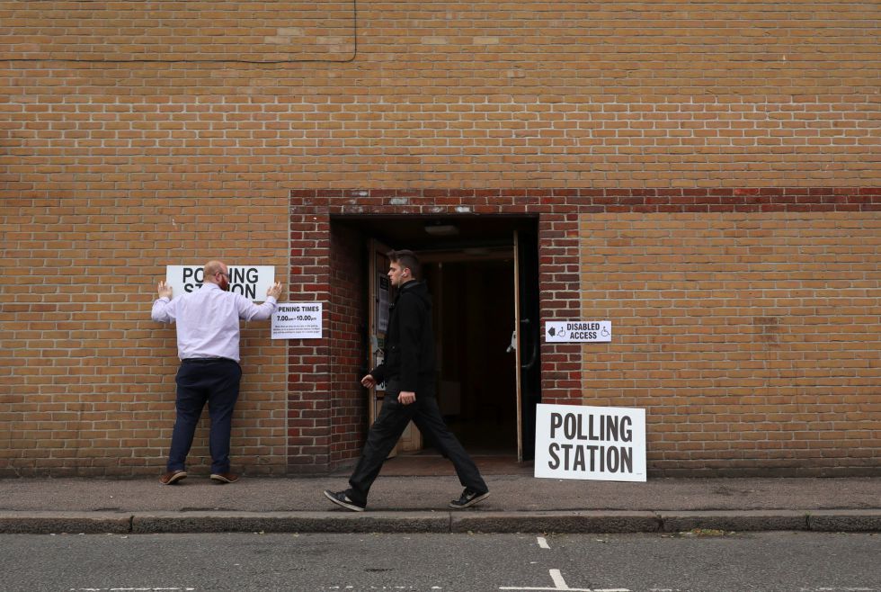 Colegio electoral en Romford, este de Londres. Colegio electoral en Romford, este de Londres.