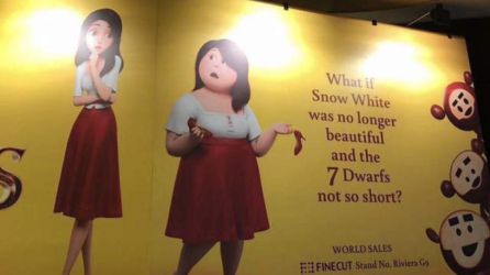 El cartel promocional de la nueva versión de la princesa Disney. El cartel promocional de la nueva versión de la princesa Disney.