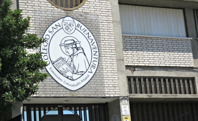Veinte años de cárcel para un profesor de un colegio de Madrid por abusar de cinco niñas Veinte años de cárcel para un profesor de un colegio de Madrid por abusar de cinco niñas