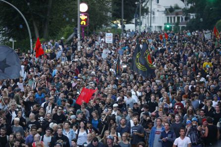 Imagen de los protestantes antisistema durante el G20 de Hamburgo. Imagen de los protestantes antisistema durante el G20 de Hamburgo.